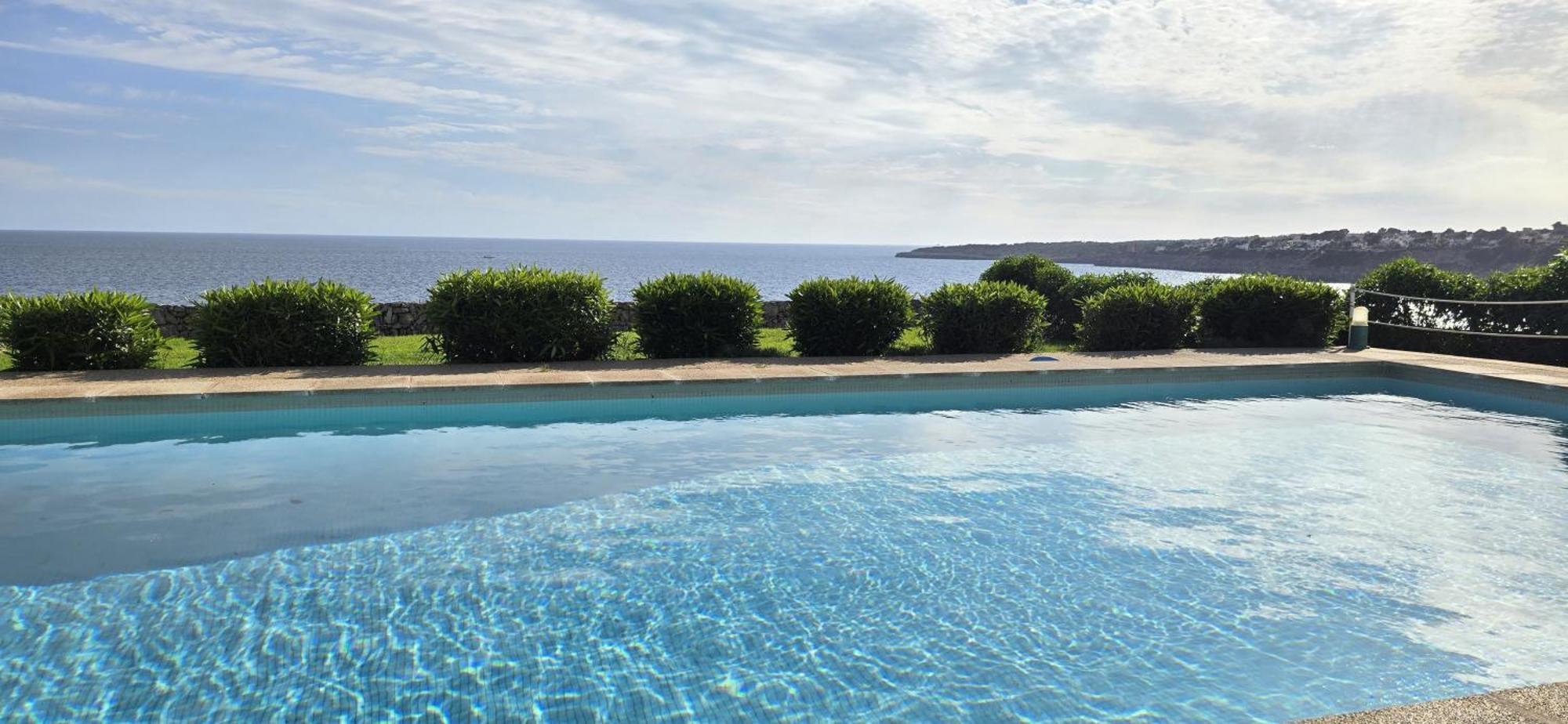 Villa Helios Villa En Cala Pi Con Vistas Despejadas Luaran gambar
