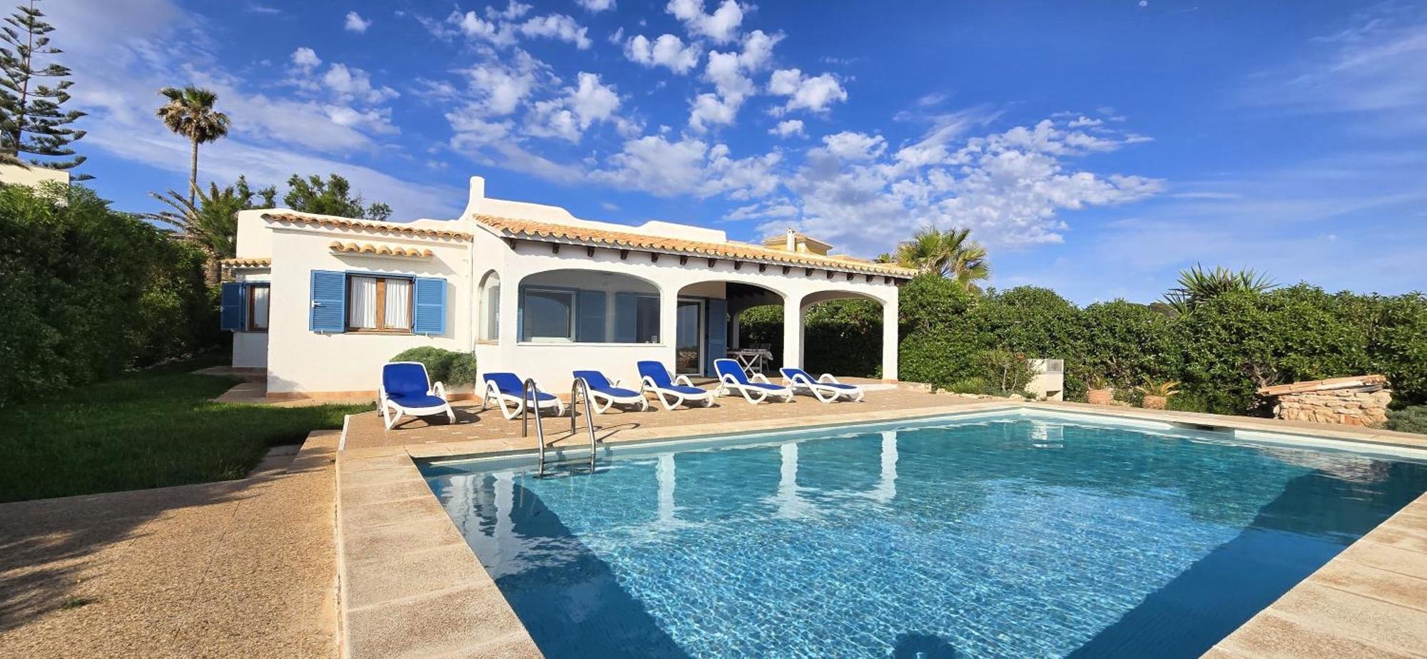 Villa Helios Villa En Cala Pi Con Vistas Despejadas Luaran gambar