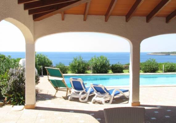 Villa Helios Villa En Cala Pi Con Vistas Despejadas Luaran gambar