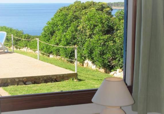Villa Helios Villa En Cala Pi Con Vistas Despejadas Luaran gambar