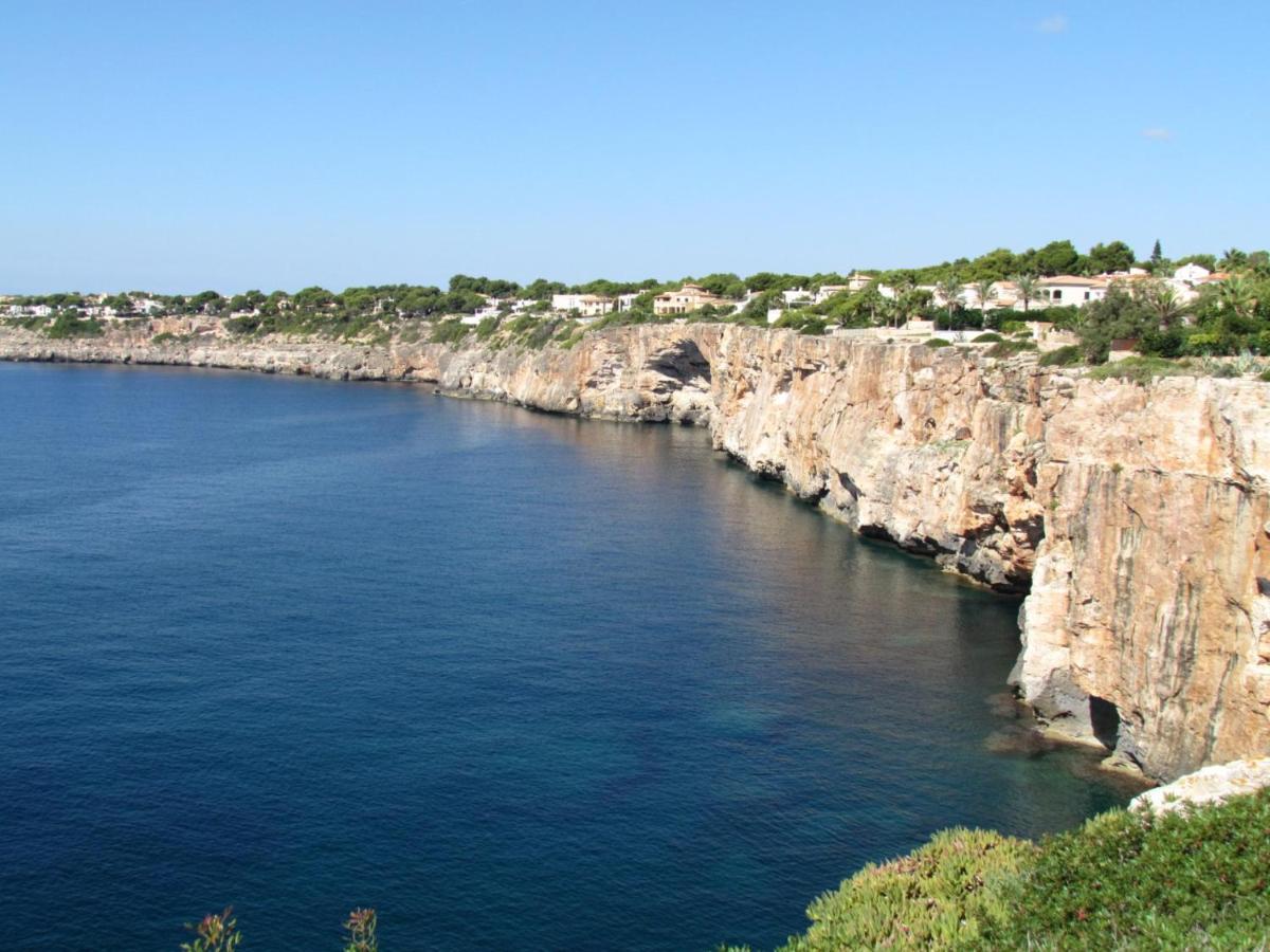 Villa Helios Villa En Cala Pi Con Vistas Despejadas Luaran gambar